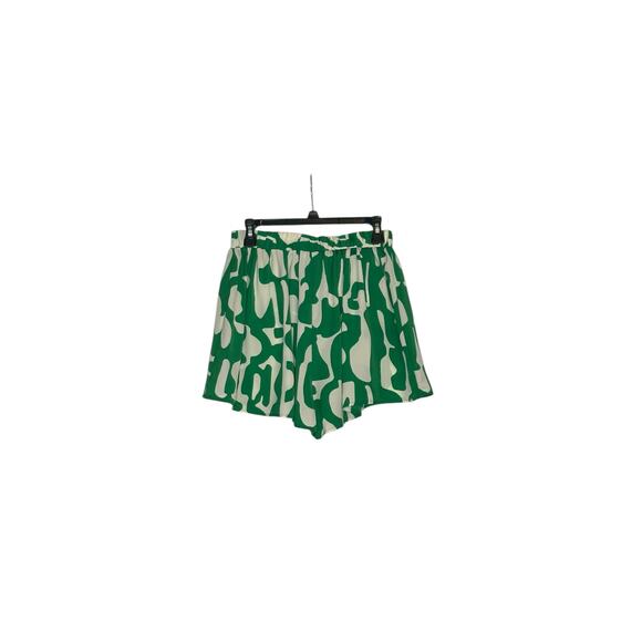 Fashion Nova green white print shorts size Medium - Picture 7 of 9